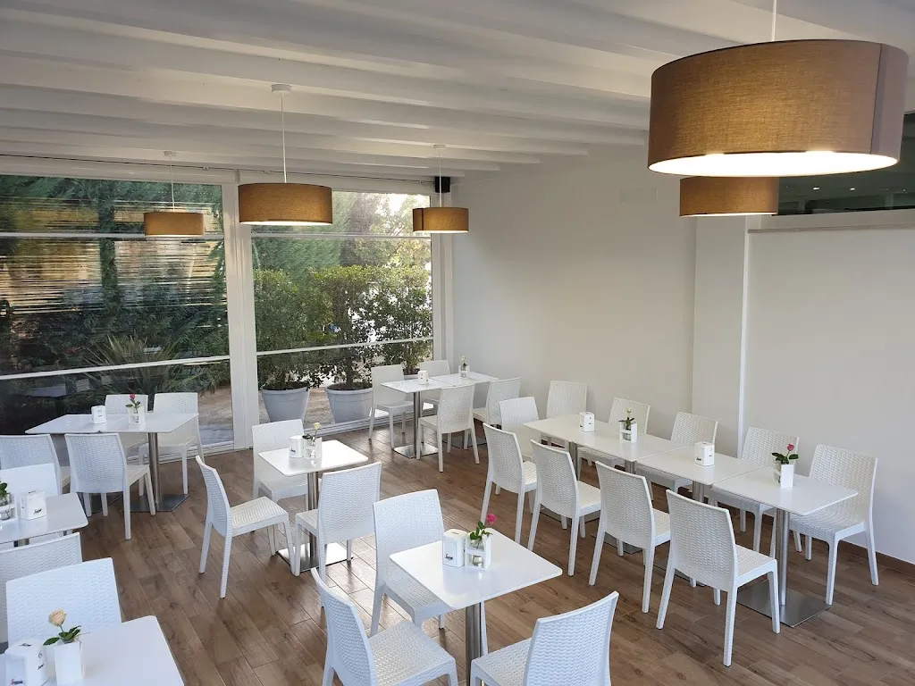 Bar Miccoli restaurant in Torchiarolo