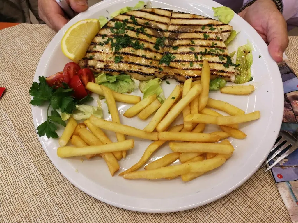 Remo Tomasi_Trattoria Da Otello_Torre San Giovanni_review