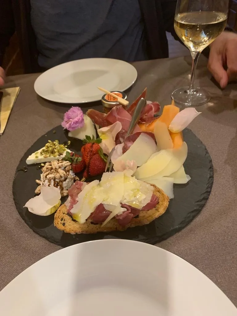 Hildo van den Berg_Trattoria La Pietra_Civitella Casanova_review