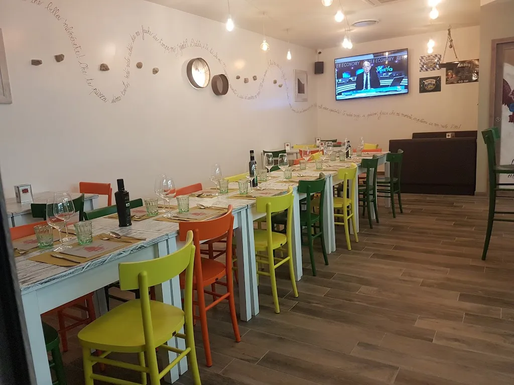 Sauloon Bar restaurant in Civitella Casanova