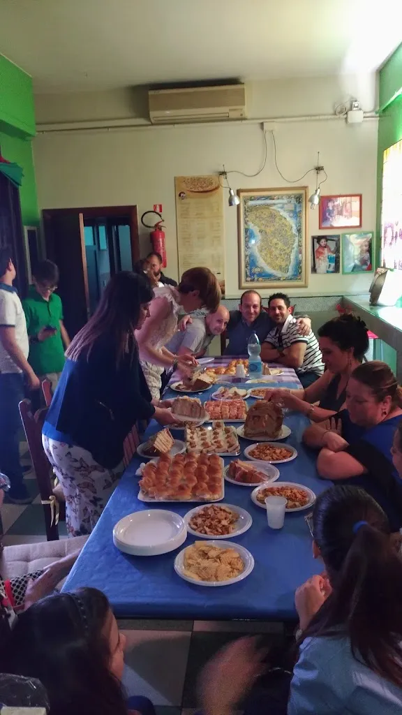 Pizzeria Take away_Taurisano_slider_image_2