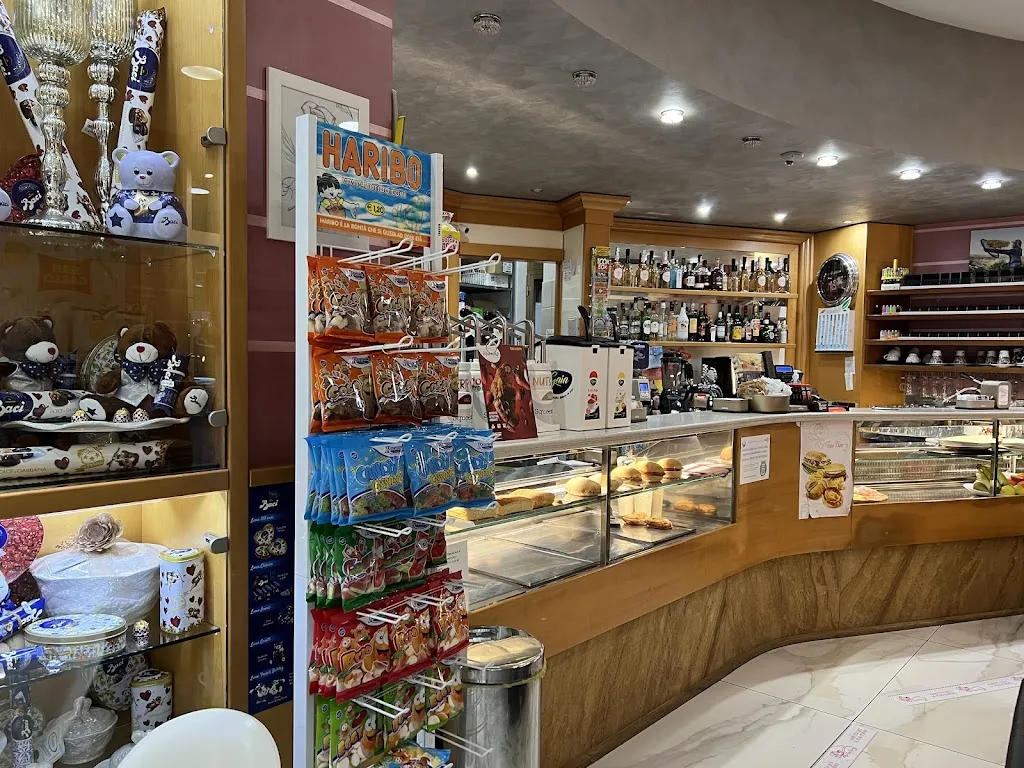 Trés Bon restaurant in Taurisano