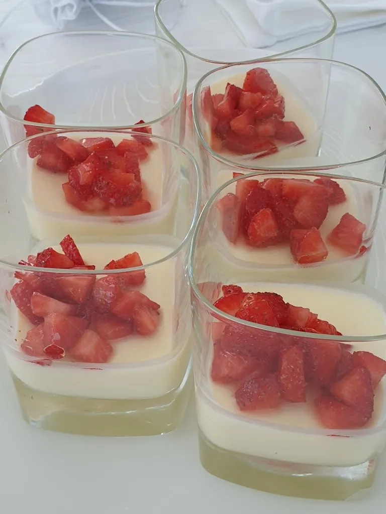 Francesco Paparella_Menelao a Santa Chiara Srl_Turi_review