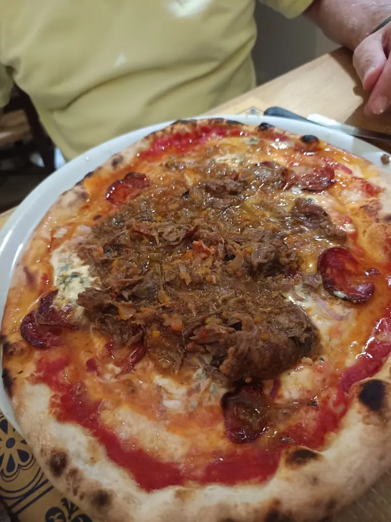 Anna Luisa Losapio_Al Setaccio_Turi_review