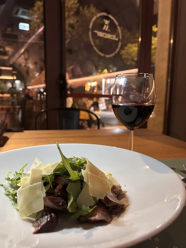 Magno_Turi_slider_image_3