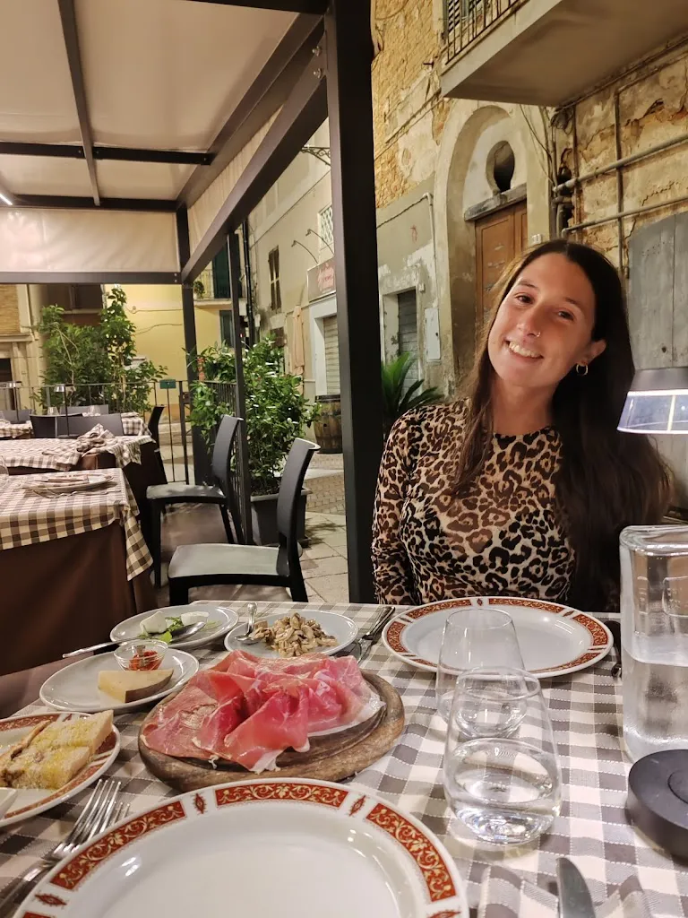 Matteo Piovacari_Hosteria Cavour_Città Sant'Angelo_review