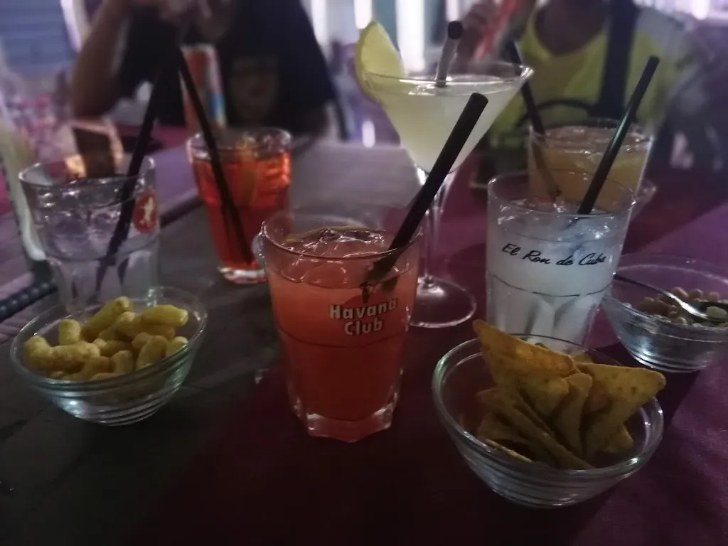 Menü_33 APRILE Disco-Pub Cicchetteria Pizzeria Paposceria Piadineria Paninoteca_Torremaggiore_Bild_4