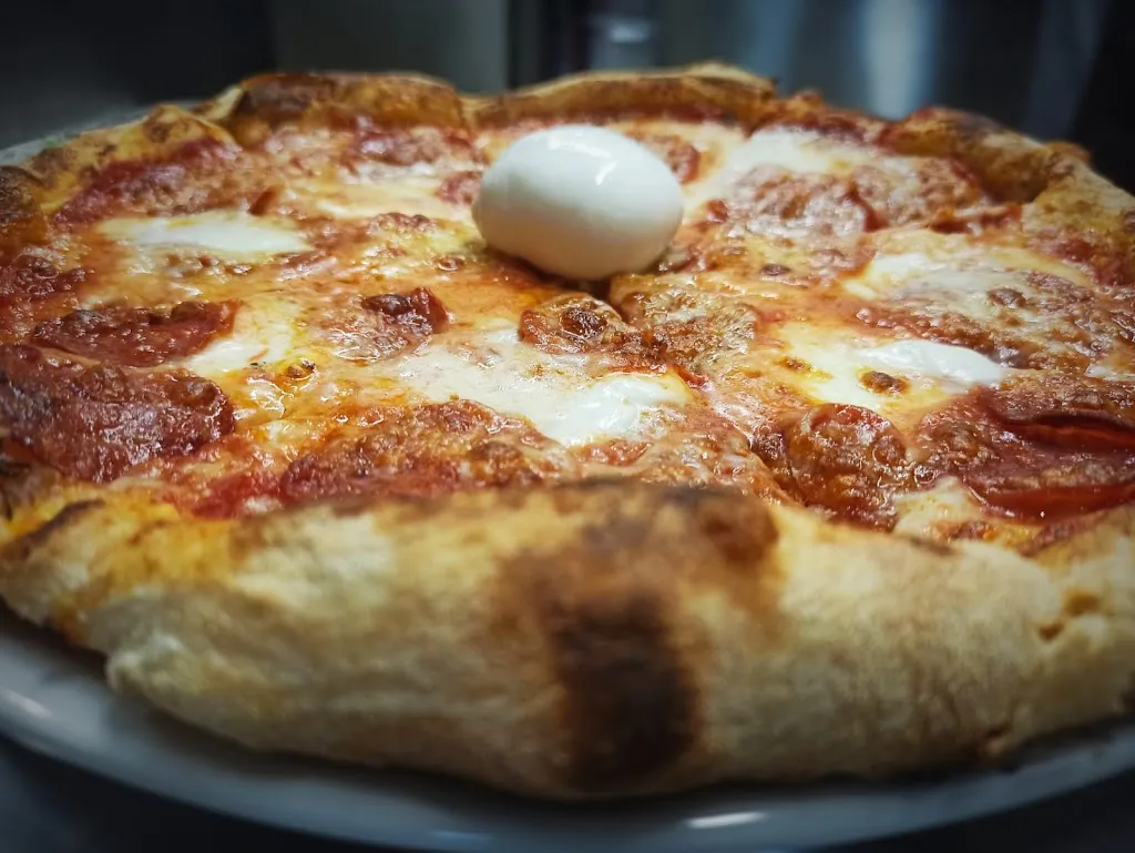 Menü_33 APRILE Disco-Pub Cicchetteria Pizzeria Paposceria Piadineria Paninoteca_Torremaggiore_Bild_5