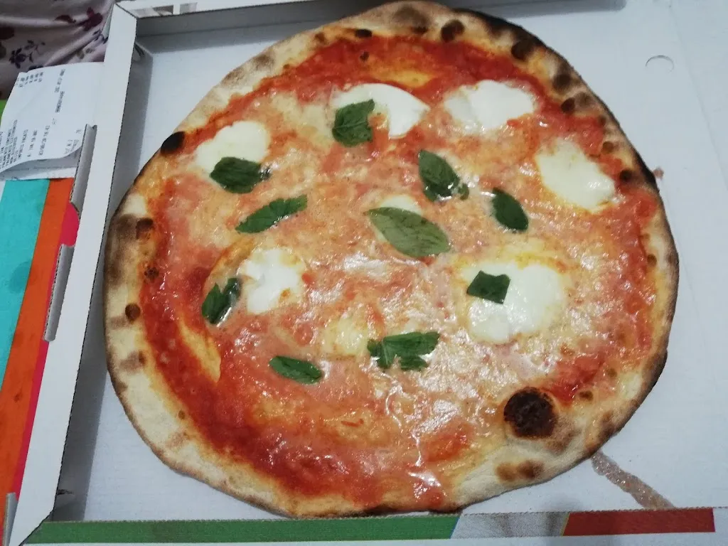 Menu_La norcino pizza_Valenzano_image_5