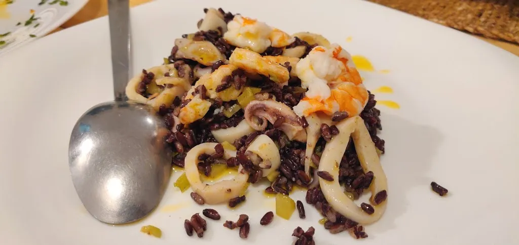 Laura Saladié_Pescheria Santa Filomena Sea Food_Villa Castelli_review