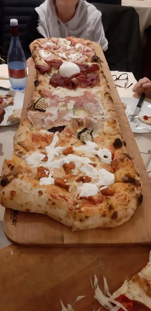 Menu_Pazzi Per Pizza_Villa Castelli_immagine_1