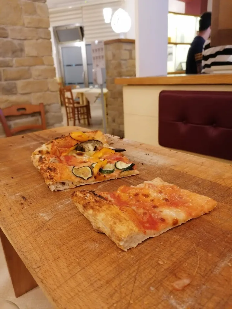 Menu_Pazzi Per Pizza_Villa Castelli_immagine_4