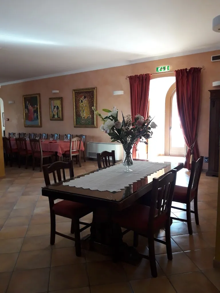 Villa Bianca restaurant in Volturino
