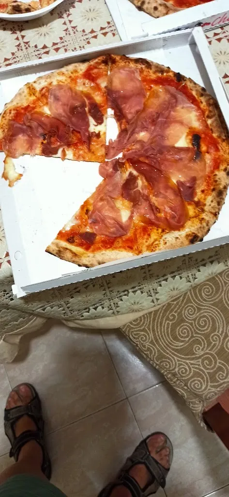 Menu_Central Pizzeria_Zapponeta_image_8