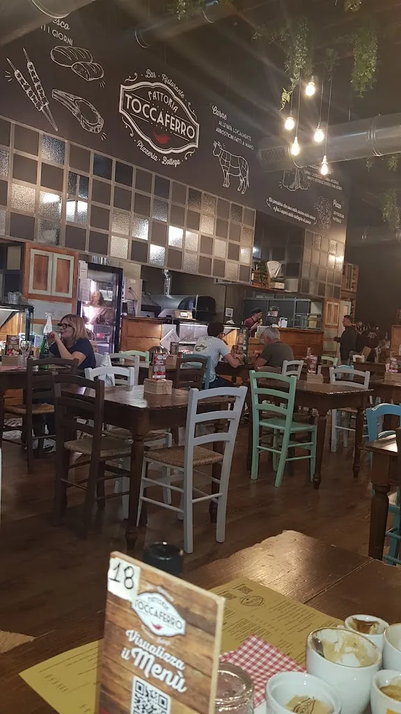 R D_Fattoria Toccaferro | Outlet Village_Città Sant'Angelo_Bewertung