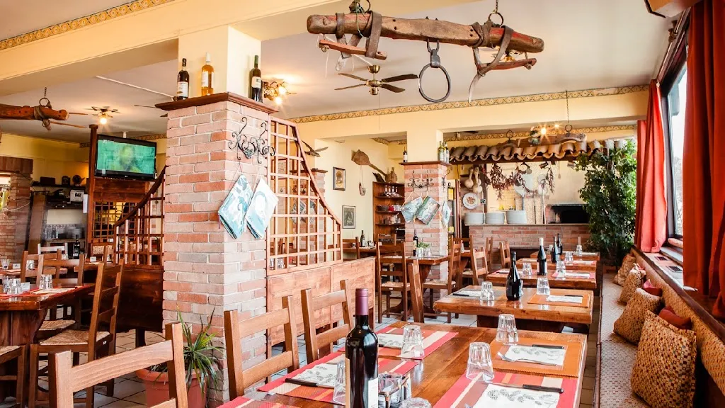 La Rusticana Ristorante - Pizzeria restaurant in Città Sant'Angelo