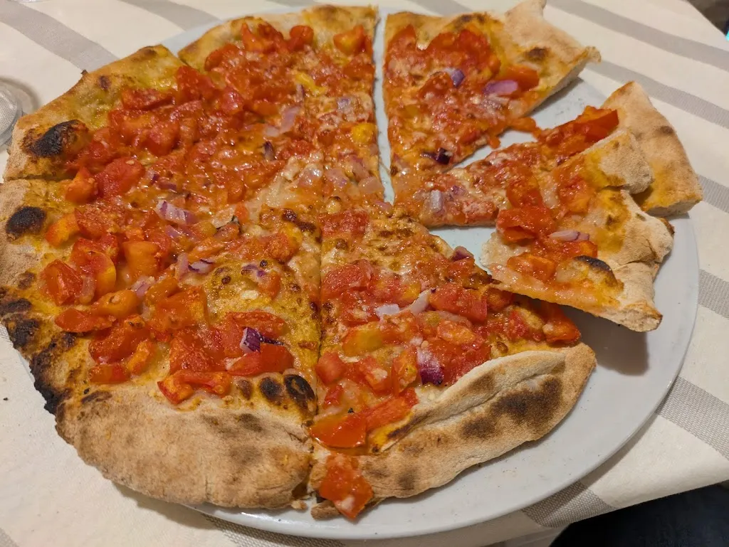 Rutherford Alaster_Pizzeria Dinner - Paposcia Club_Vico del Gargano_recensione