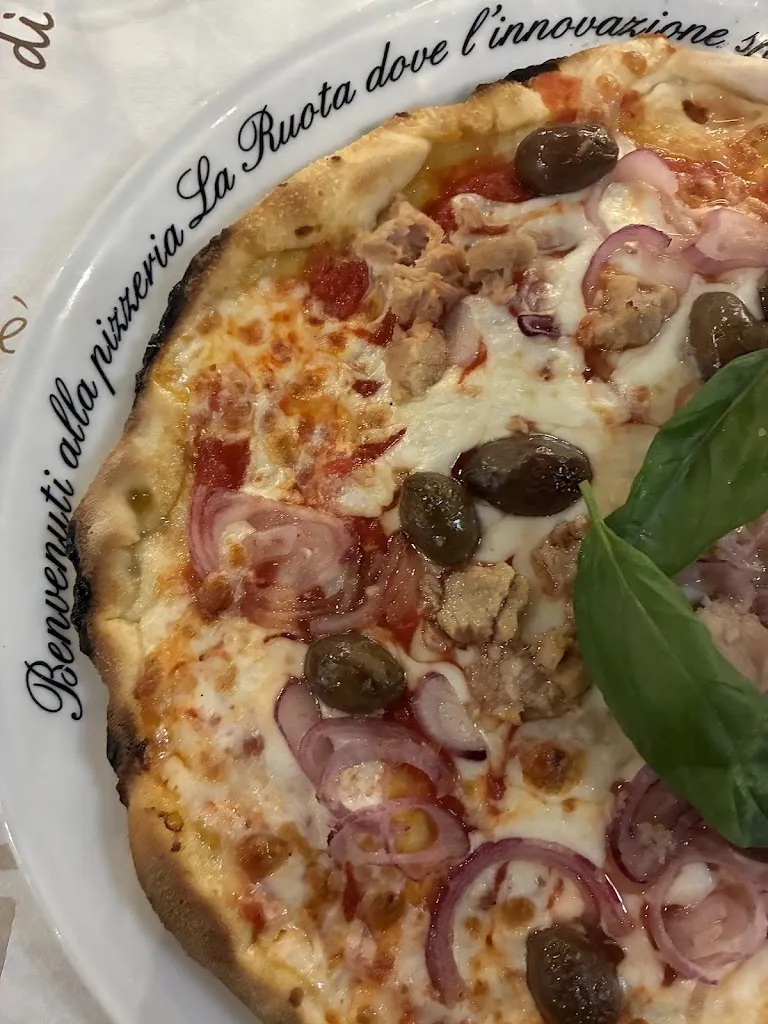 Matthias Scarabellott_La Ruota_Vico del Gargano_review