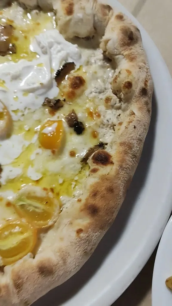 Pizzeria Le Macine_Vico del Gargano_slider_image_2