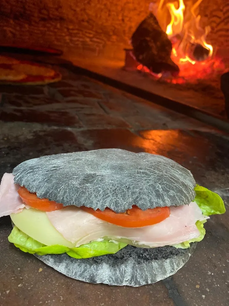 Pizzeria l'Angolo_Vico del Gargano_slider_image_3