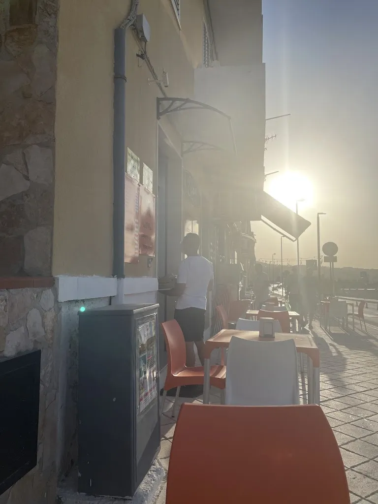 Adil El Messaoudi_Lo Spizziko_Vico del Gargano_review