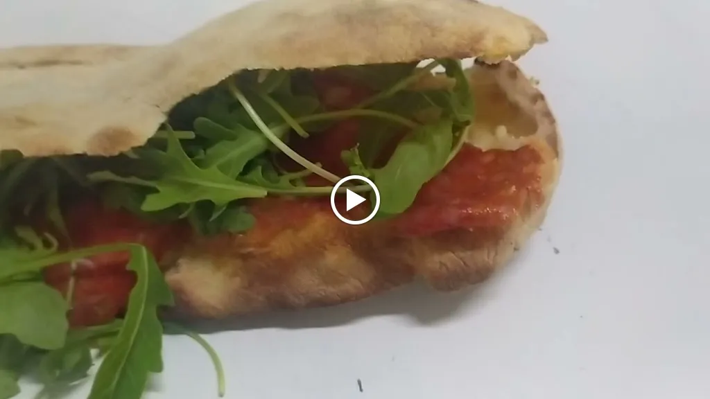 Pizzeria. Rosticceria Con Piatti tipici da Asporto E Polli Allo Spiedo. ROSTIPIZZA Frittura di pesce_Vico del Gargano_slider_image_2