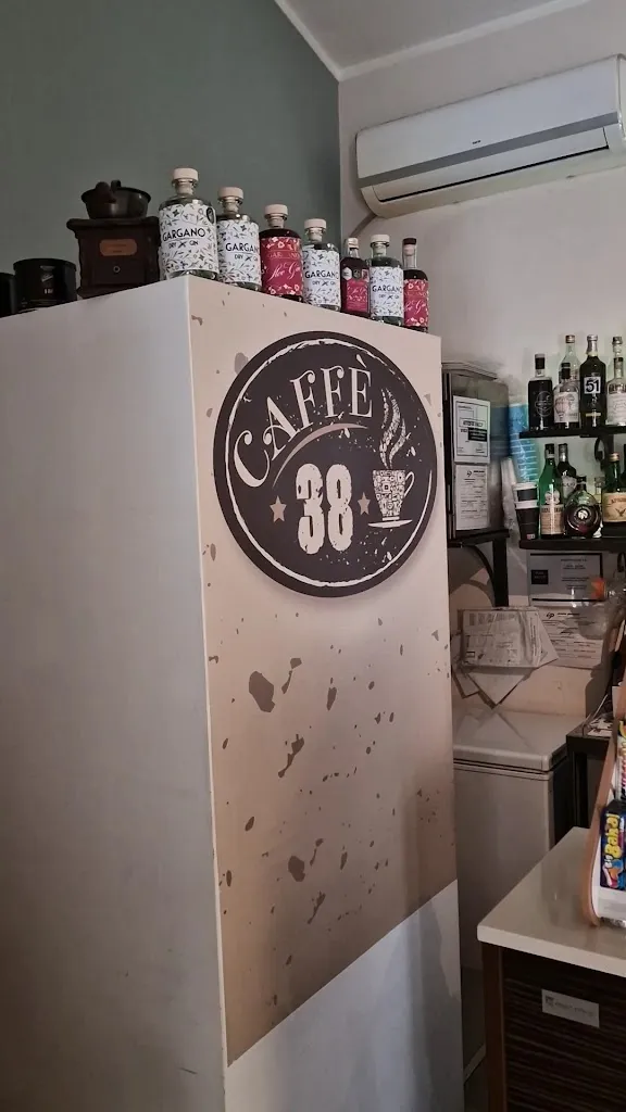 Granieri Bruno_Caffè 38 | Cocktail Bar Gargano_Vico del Gargano_review