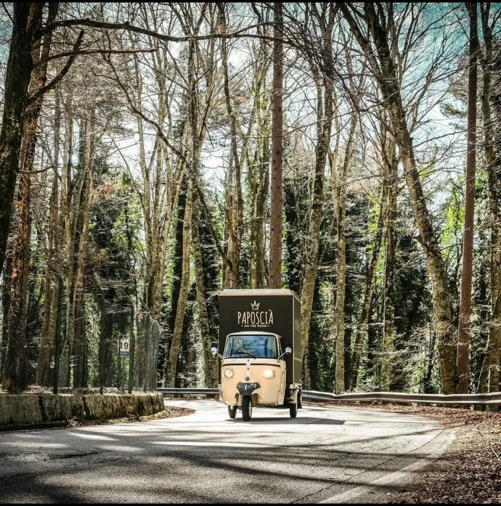 Paposcià on the road_Vico del Gargano_slider_image_2