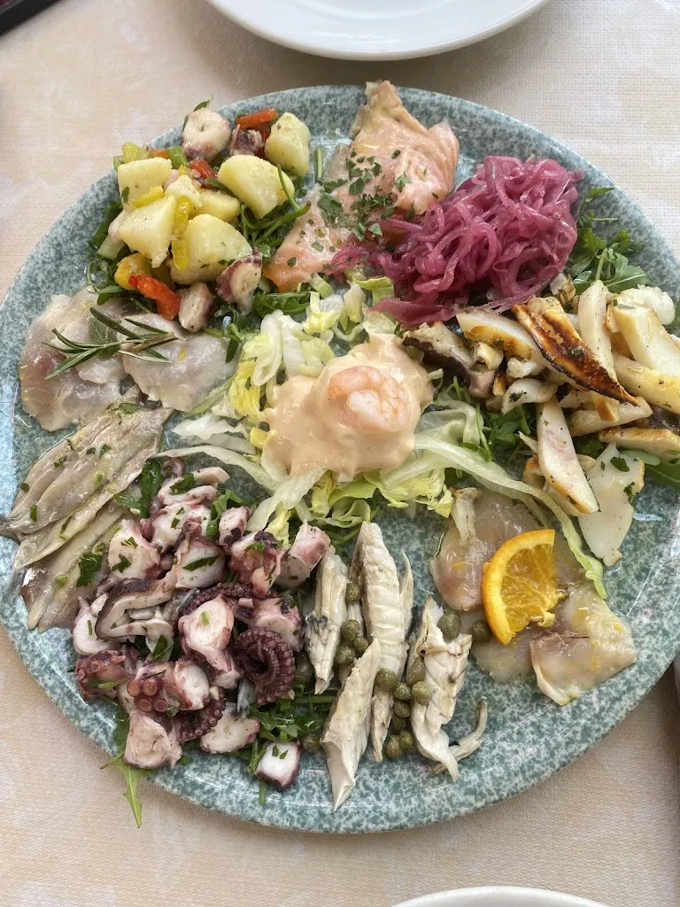 Agon Ziberi_Ristorante bar pizzeria la stazione di calenella_Vico del Gargano_review