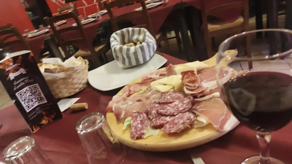 Alessio De Rita_Il Baffo_Vico del Gargano_review