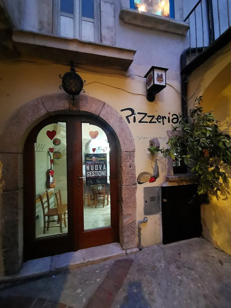 Pizzeria Pane e pomodoro_Vico del Gargano_slider_image_3