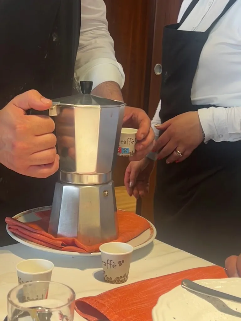 Angela Suglia_Terraferma_Minervino Murge_review