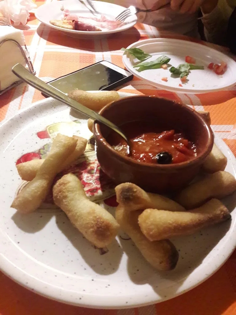 Giovanni Pio Dimeo_Tratto Pub Little Christin_San Ferdinando di Puglia_review