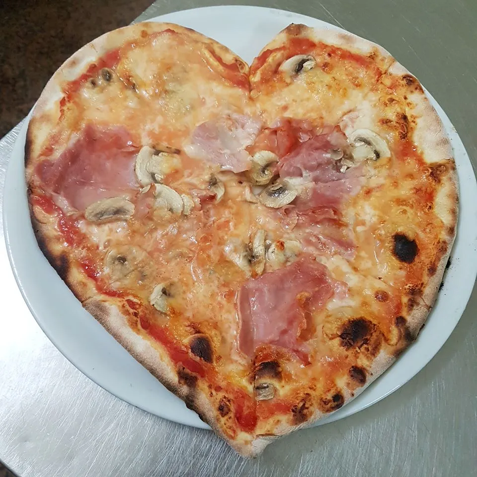 Tratto Pub Little Christin_San Ferdinando di Puglia_slider_image_2