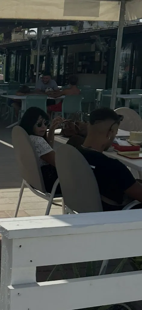 Ricardo Gonzalo_Piccolo chalet_Alba Adriatica_review