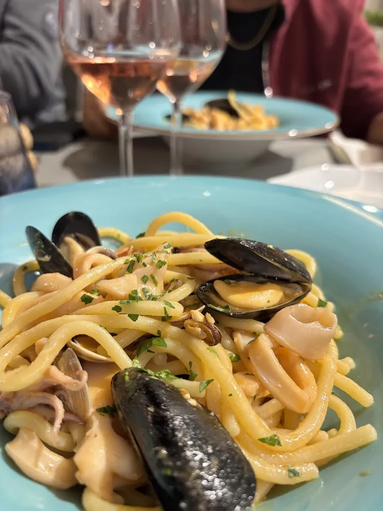 Al Vaporetto Antipasteria Troccoleria di Mare_Vieste_slider_image_3