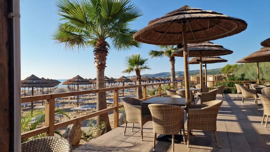 Pelikano Restaurant & Beach Club_Vieste_slider_image_3