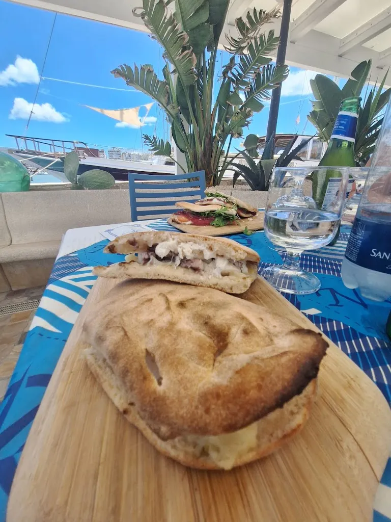 Marino Somma_PAPOSCERIA Adriatica Sea View_Vieste_review