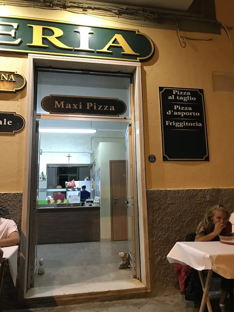 Mateusz Bączyński_Pizzeria Da Enzo con Forno a Legna_Vieste_review