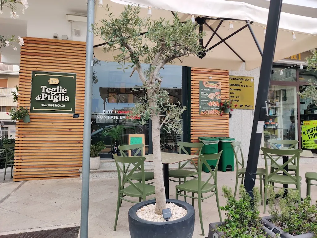 Teglie di Puglia_Vieste_slider_image_3