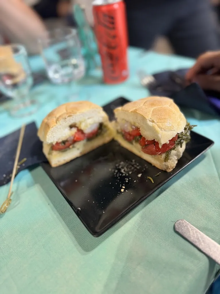 Marco Gichero_Kraken street food fish_Vieste_review