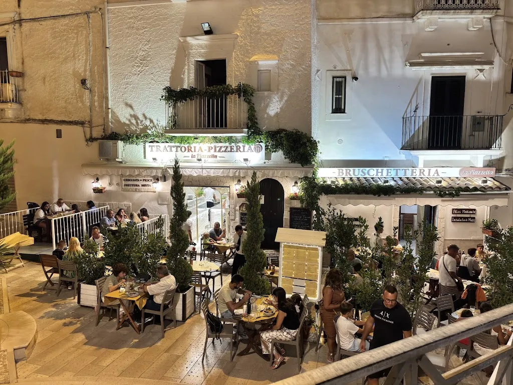 Giovanni M._La Piazzetta_Vieste_review