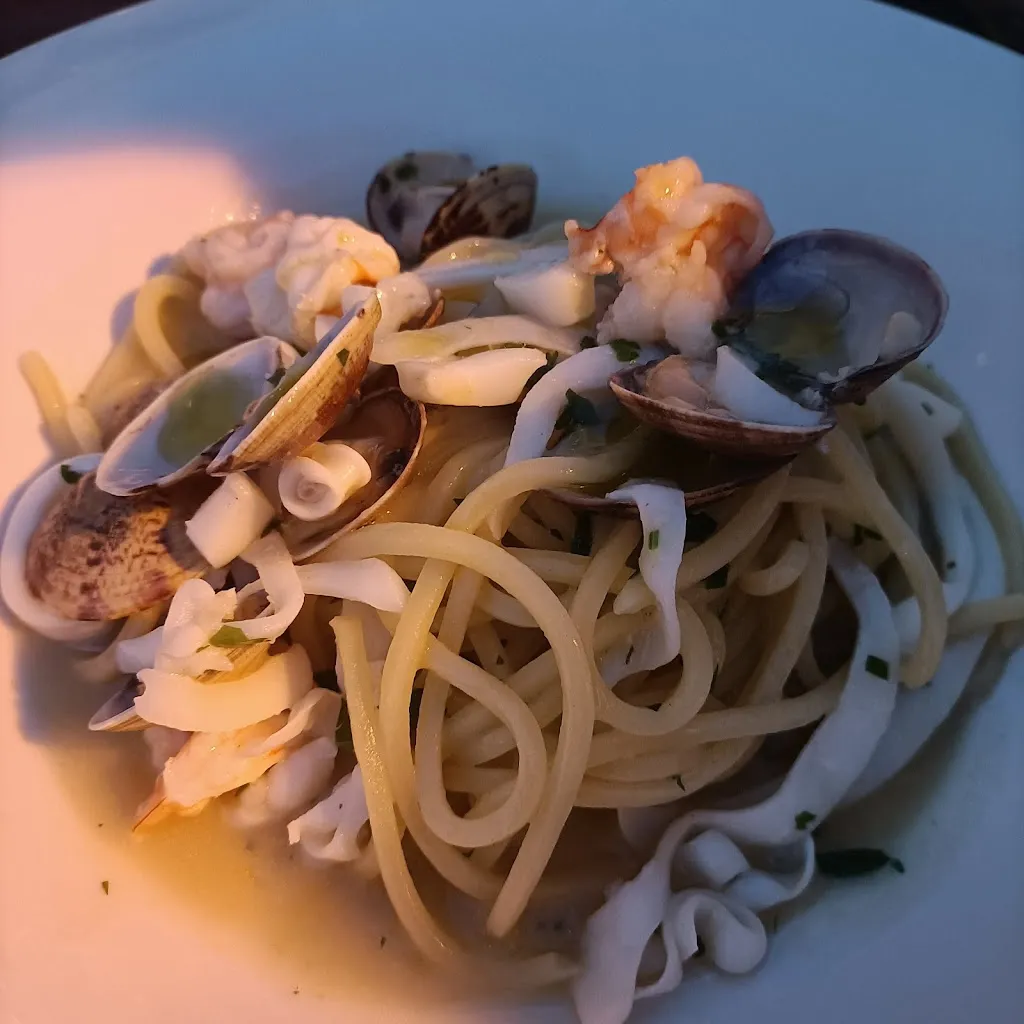 M L_Gustus_Vieste_review