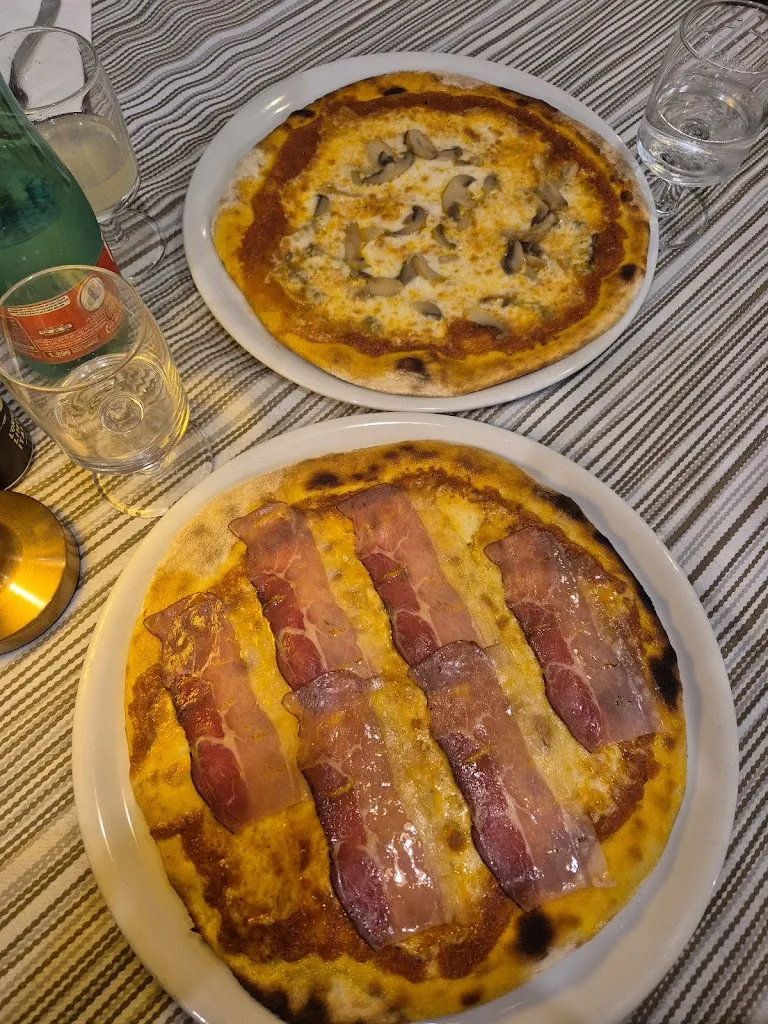 Dominik M._Europa_Vieste_recensione