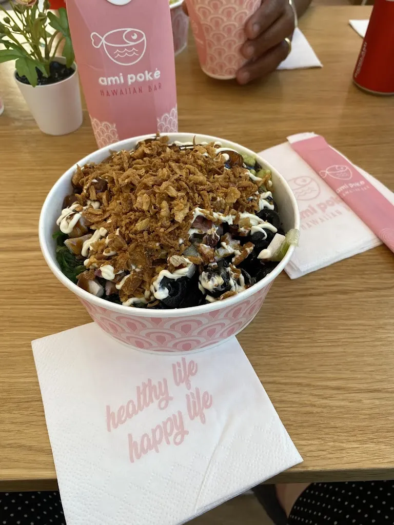 Roberta Giampaolo Guimaraes_Ami Pokè_Città Sant'Angelo_review