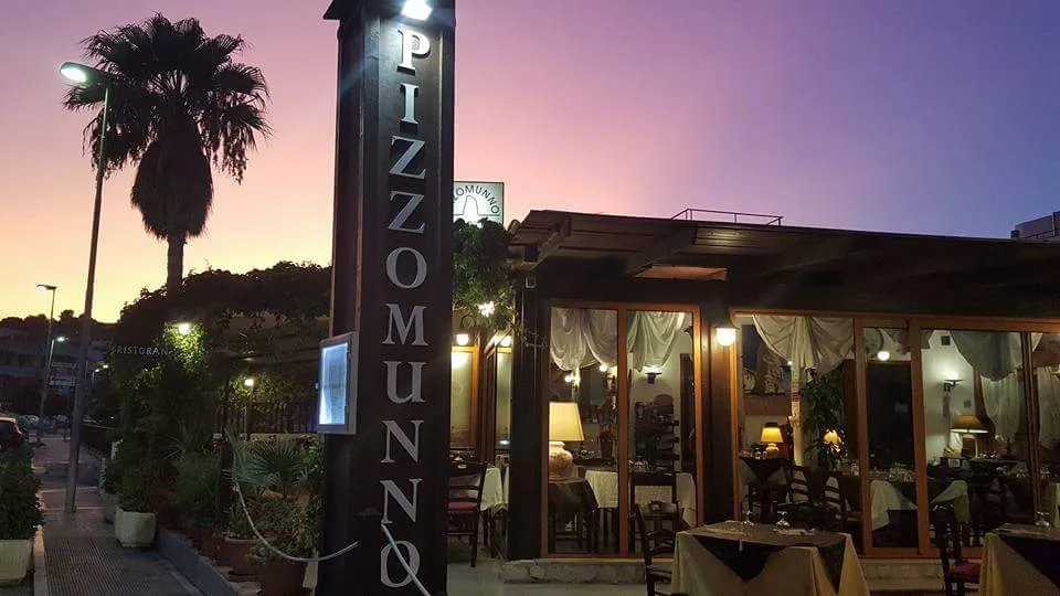 Pizzomunno restaurant in Vieste
