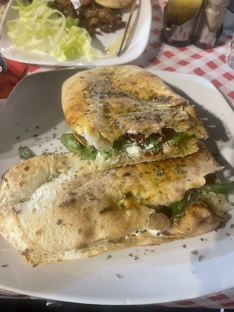 La Cantina: osteria - pizzeria_Vieste_slider_image_3