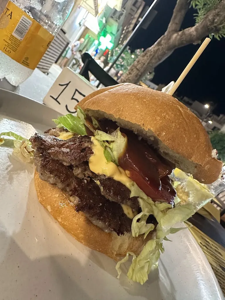 Sándor Turi_Podolica Apulian Burgers & Grill_Vieste_review