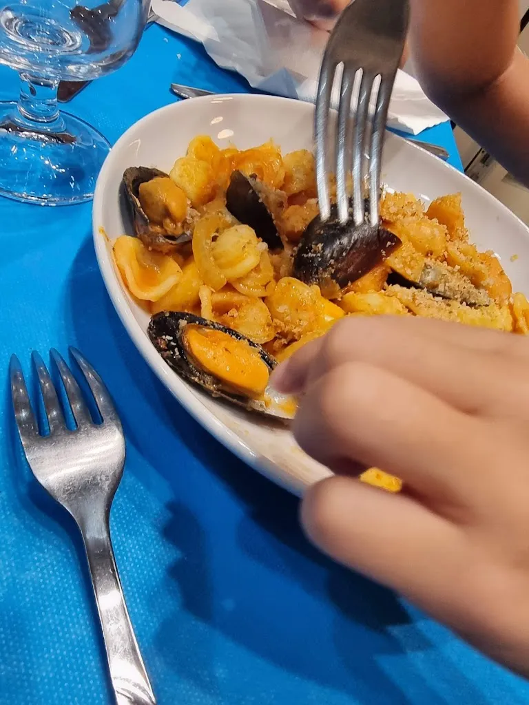 ENRICO SCIABORDI_L.A. MIA TRATTORIA E ROSTICCERIA L.A. JOLLY_Vieste_review