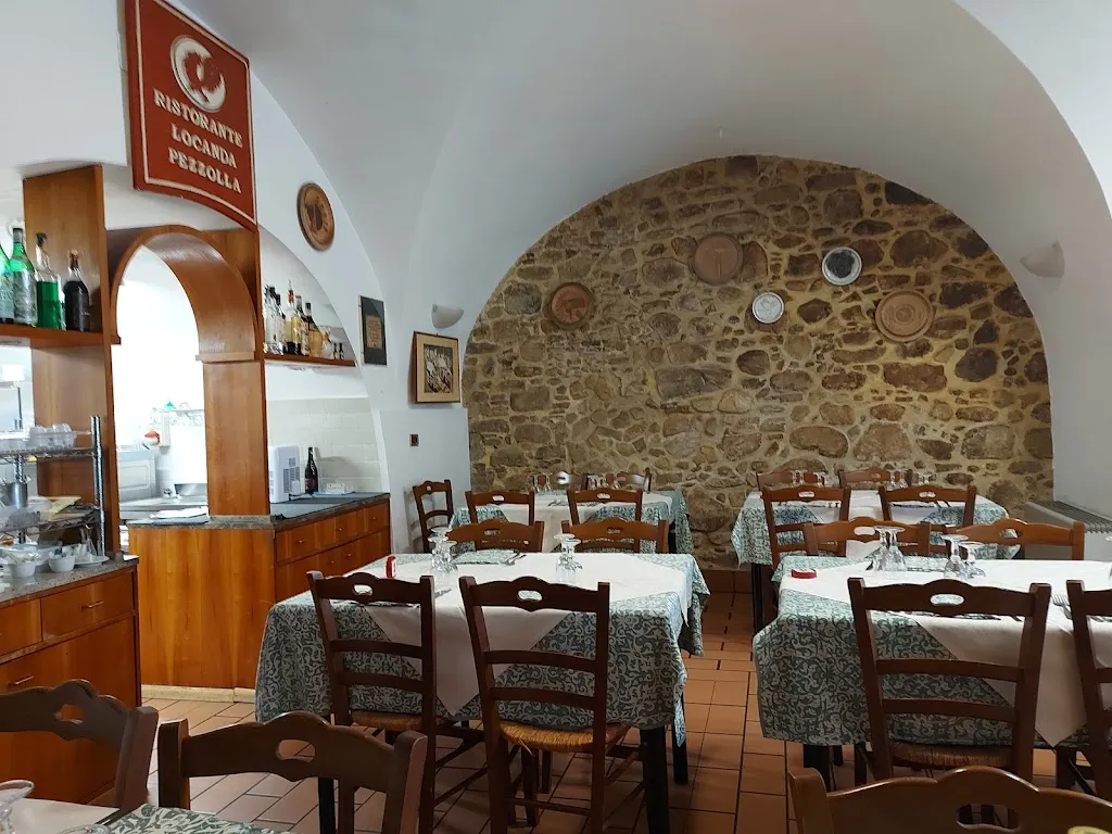 Locanda Pezzolla_Accettura_slider_image_1